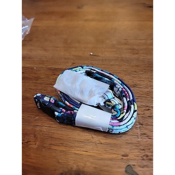 Vera Bradley Iconic Breakaway Lanyard GARDEN GROVE Print Key Fob Necklace New - Picture 3 of 4